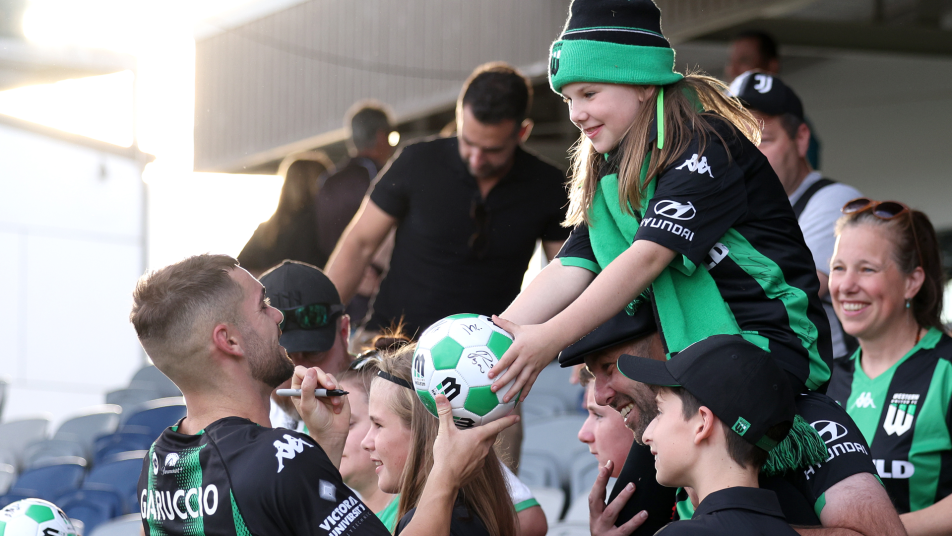 Ben Garuccio Western United fans