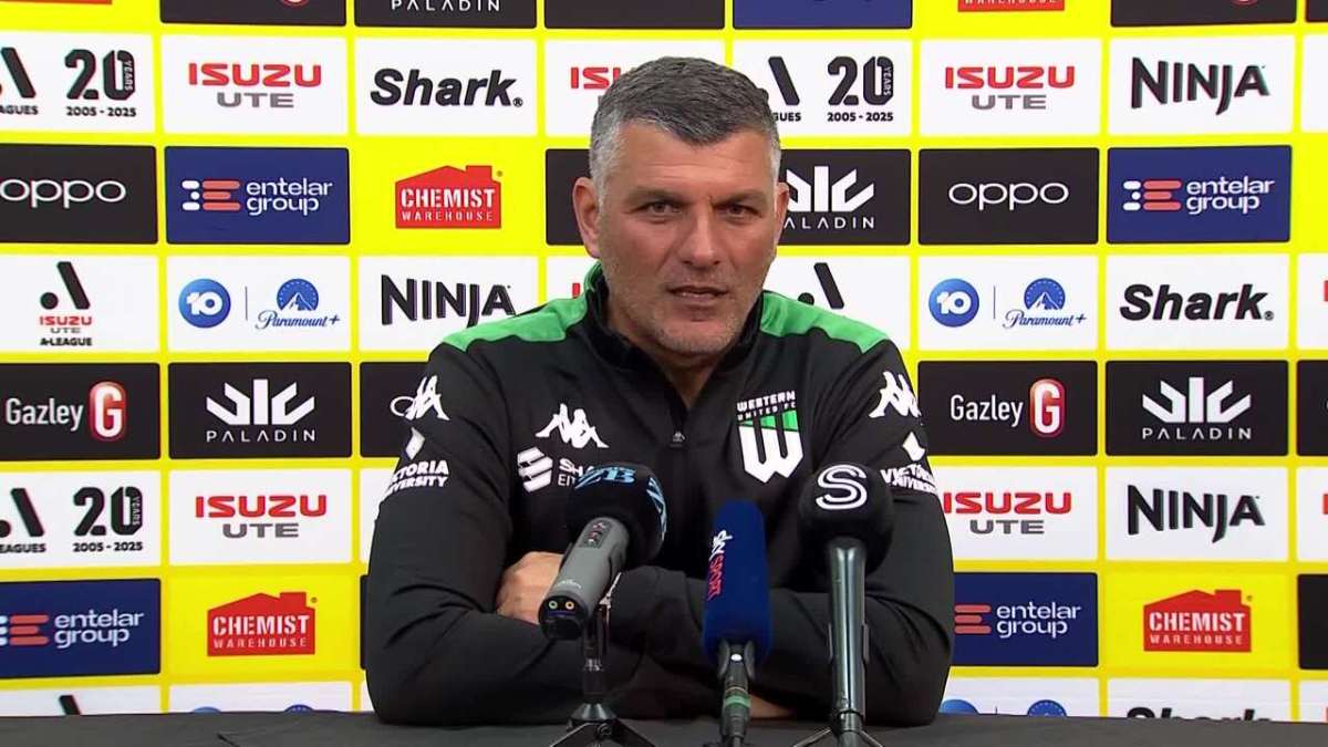 John Aloisi | Press Conference | Wellington Phoenix v Western United ...